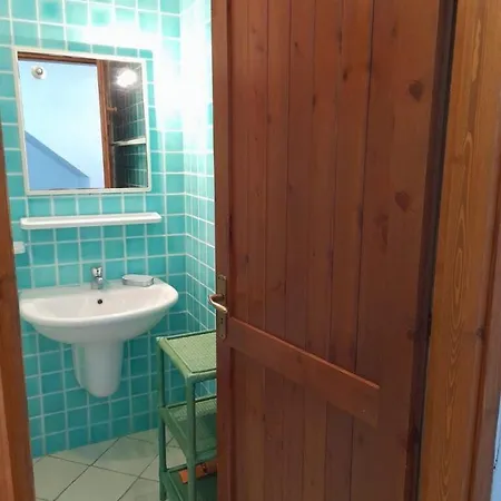 Casa de Férias Porto Luna 29 *